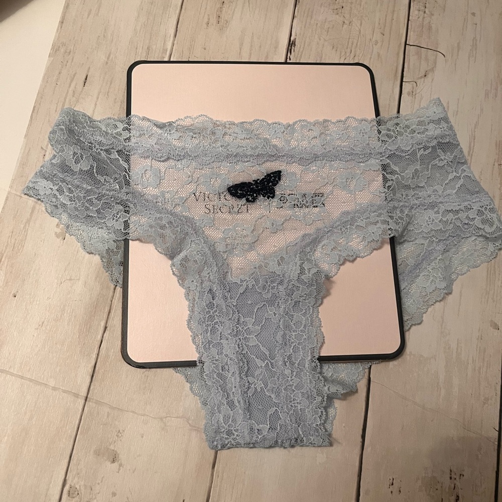 Victoria’s Secret Lace cheeky in Light Blue S - Picture 6 of 6